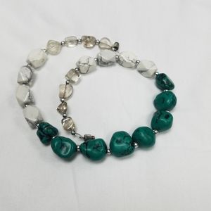 Vintage Flex Jade & White Bead Stone Screw Choker
